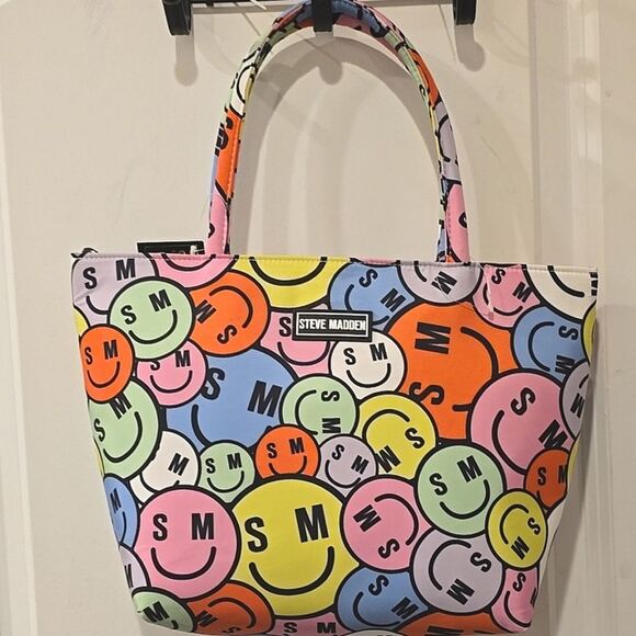 Steve Madden Logo Smiley Face Insulated Lunch Bag - Picture 6 of 8
